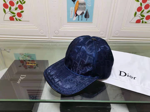 ブランド帽子正面デザイン